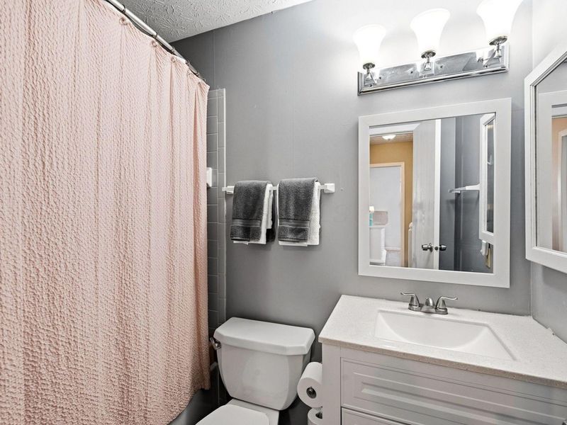 5264 Saddlebrook Drive, Columbus, OH 43221 Photo 22