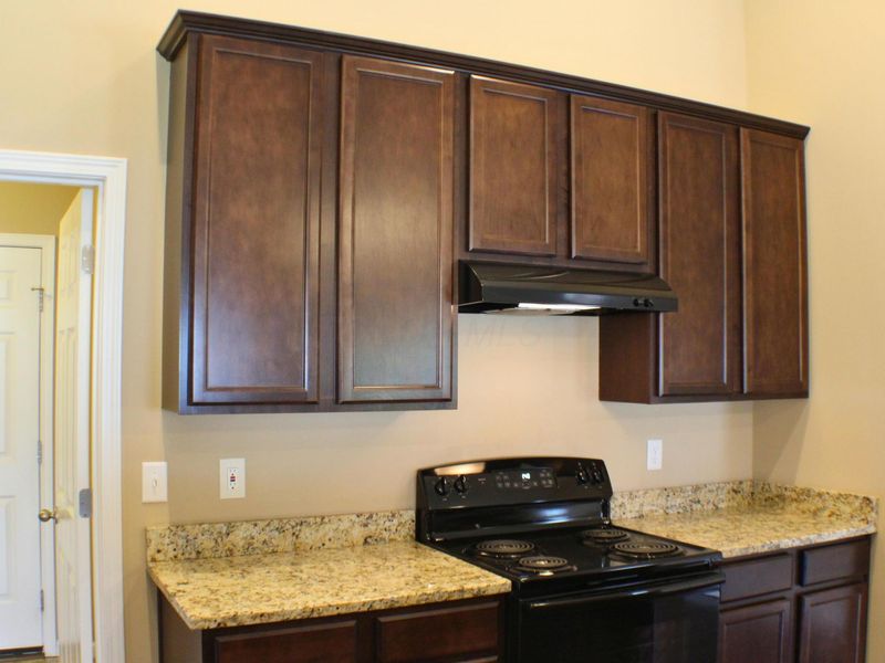 162 Edmonds Drive, Commercial Point, OH 43116 Photo 14