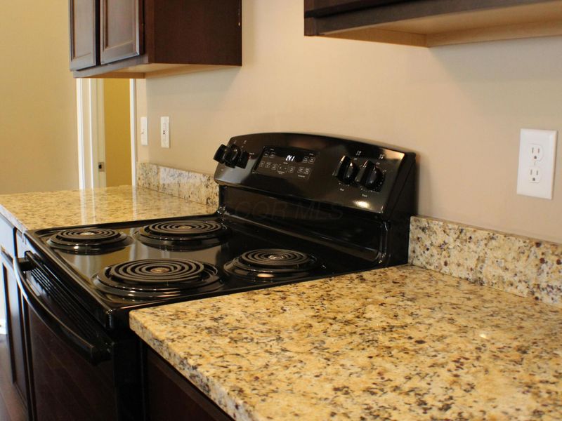 162 Edmonds Drive, Commercial Point, OH 43116 Photo 15