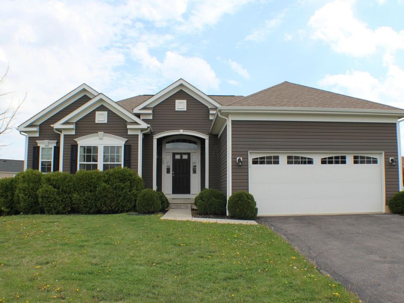 162 Edmonds Drive, Commercial Point, OH 43116 Photo 2