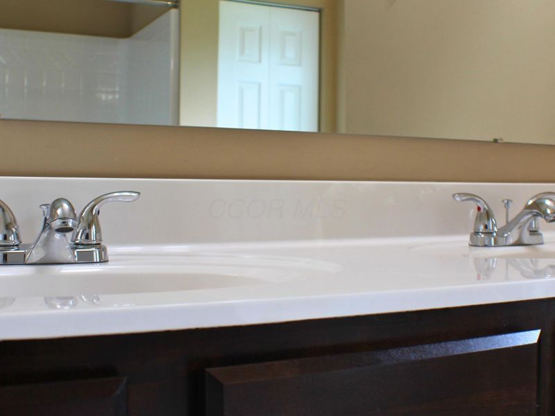 162 Edmonds Drive, Commercial Point, OH 43116 Photo 24