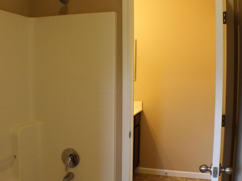 162 Edmonds Drive, Commercial Point, OH 43116 Photo 37