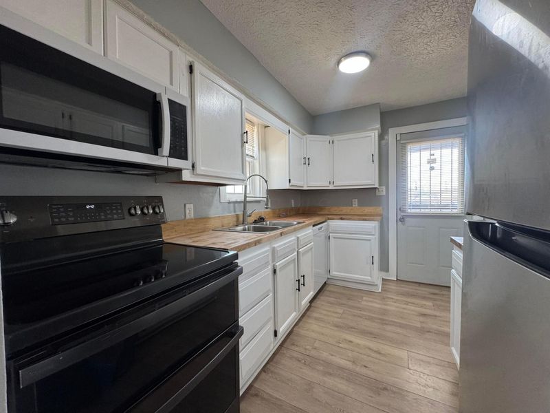 2351 Brooklyn Road, Columbus, OH 43231 Photo 3