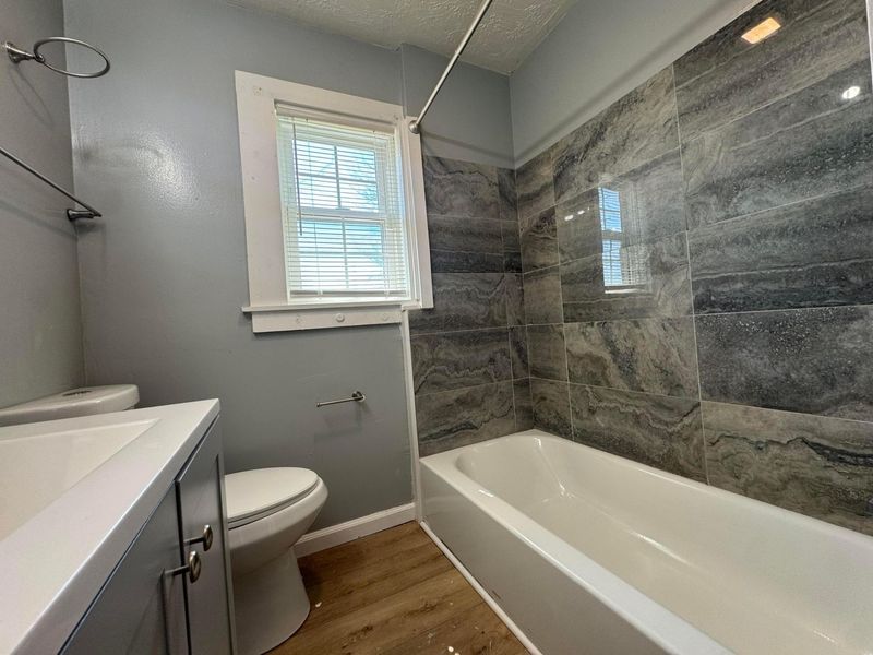 2351 Brooklyn Road, Columbus, OH 43231 Photo 8