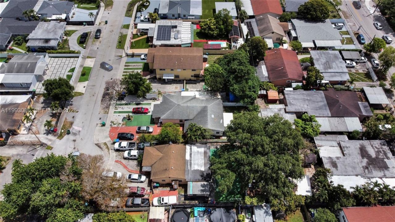 4326 NW 4th St , Miami, FL 33126 Photo