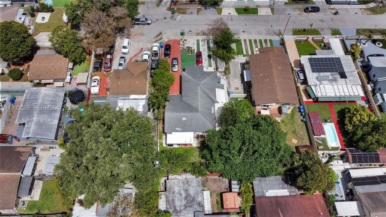 4326 NW 4th St , Miami, FL 33126 Photo