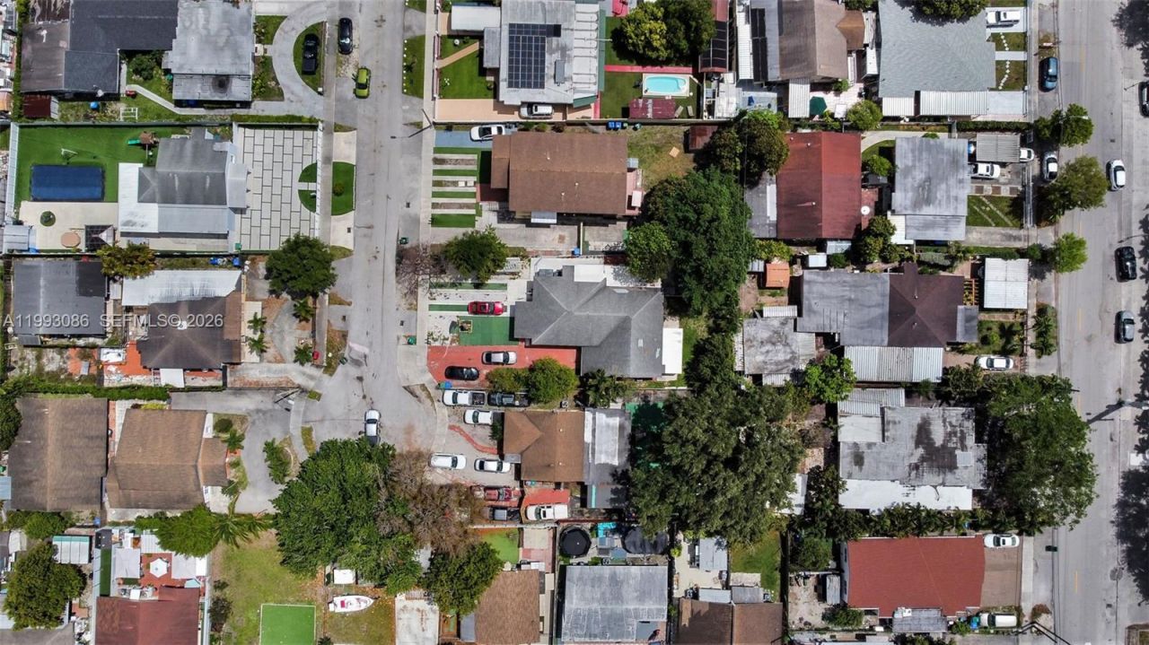 4326 NW 4th St , Miami, FL 33126 Photo