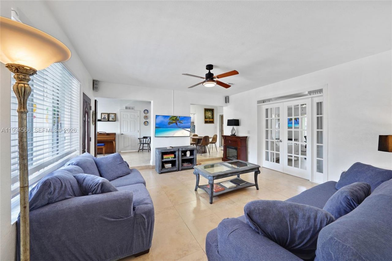 2834 SW 33rd Ave, Miami, FL 33133 Photo