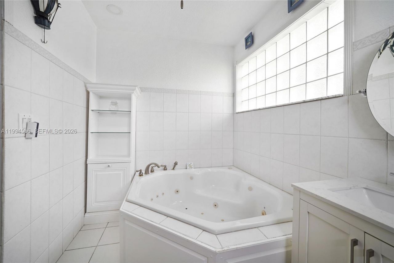 2834 SW 33rd Ave, Miami, FL 33133 Photo