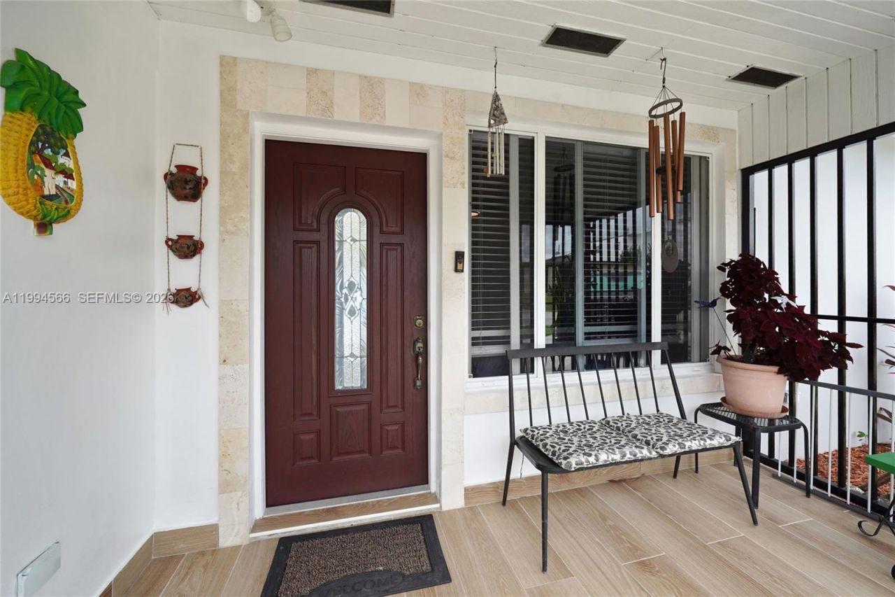 2834 SW 33rd Ave, Miami, FL 33133 Photo