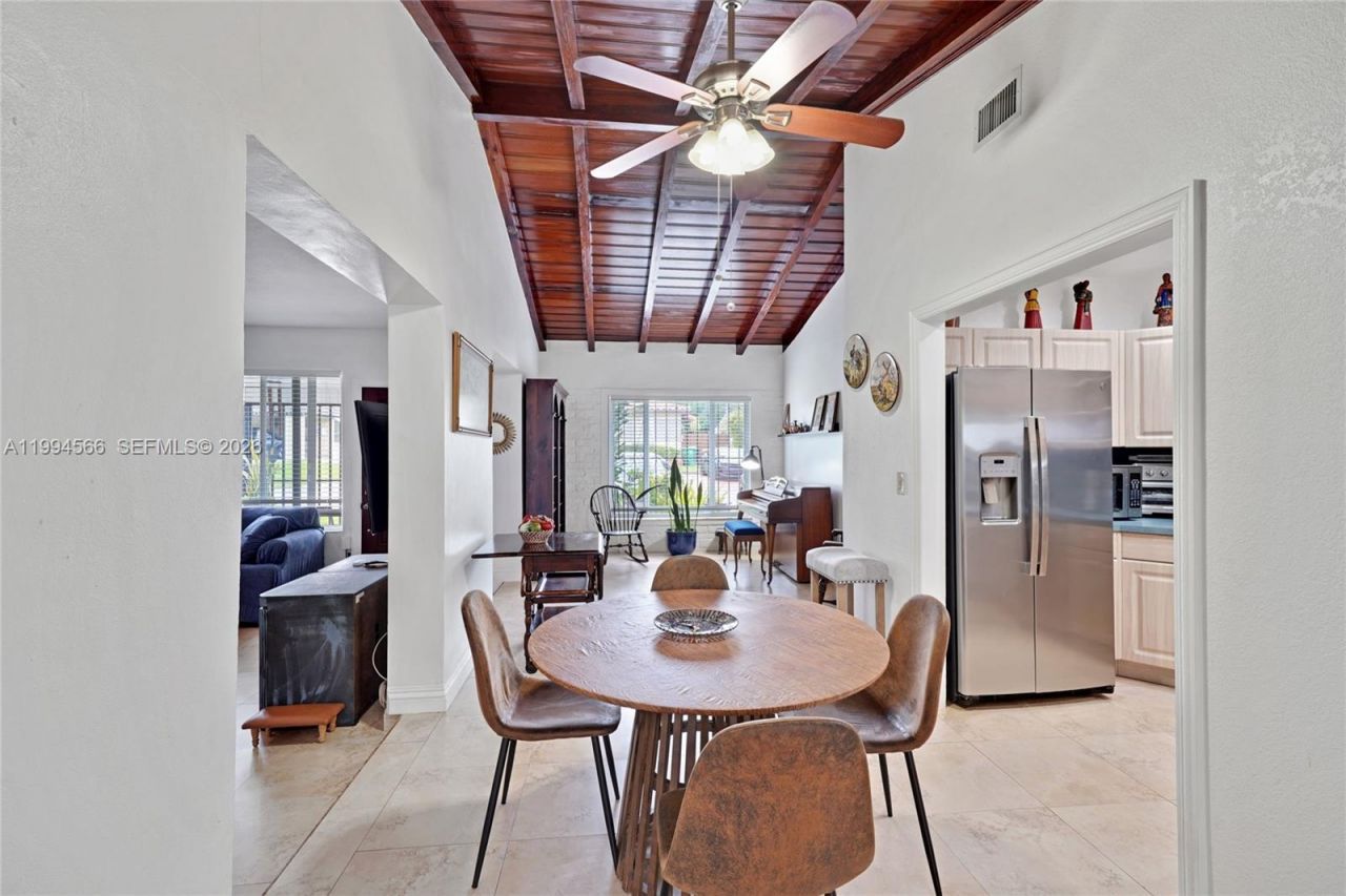 2834 SW 33rd Ave, Miami, FL 33133 Photo