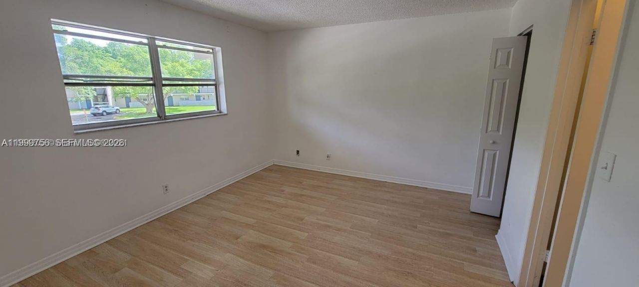 7910 N Colony Cir N, Unit 204, Tamarac, FL 33321 Photo