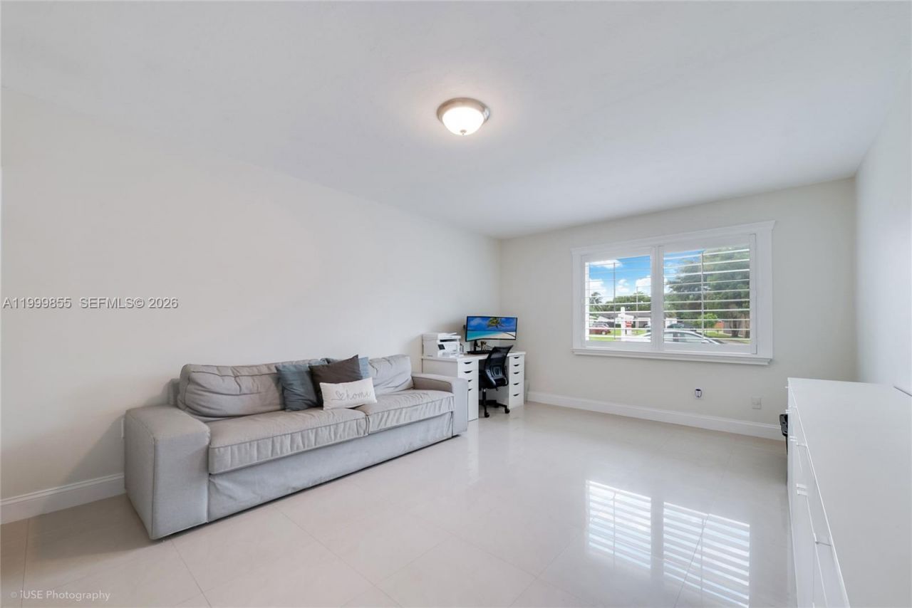 9975 SW 85th St, Miami, FL 33173 Photo