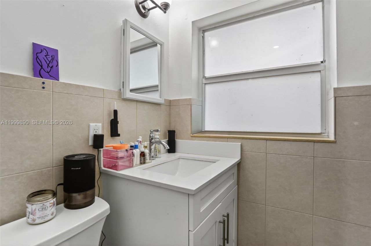 920 SW 30th St , Unit 2, Fort Lauderdale, FL 33315 Photo