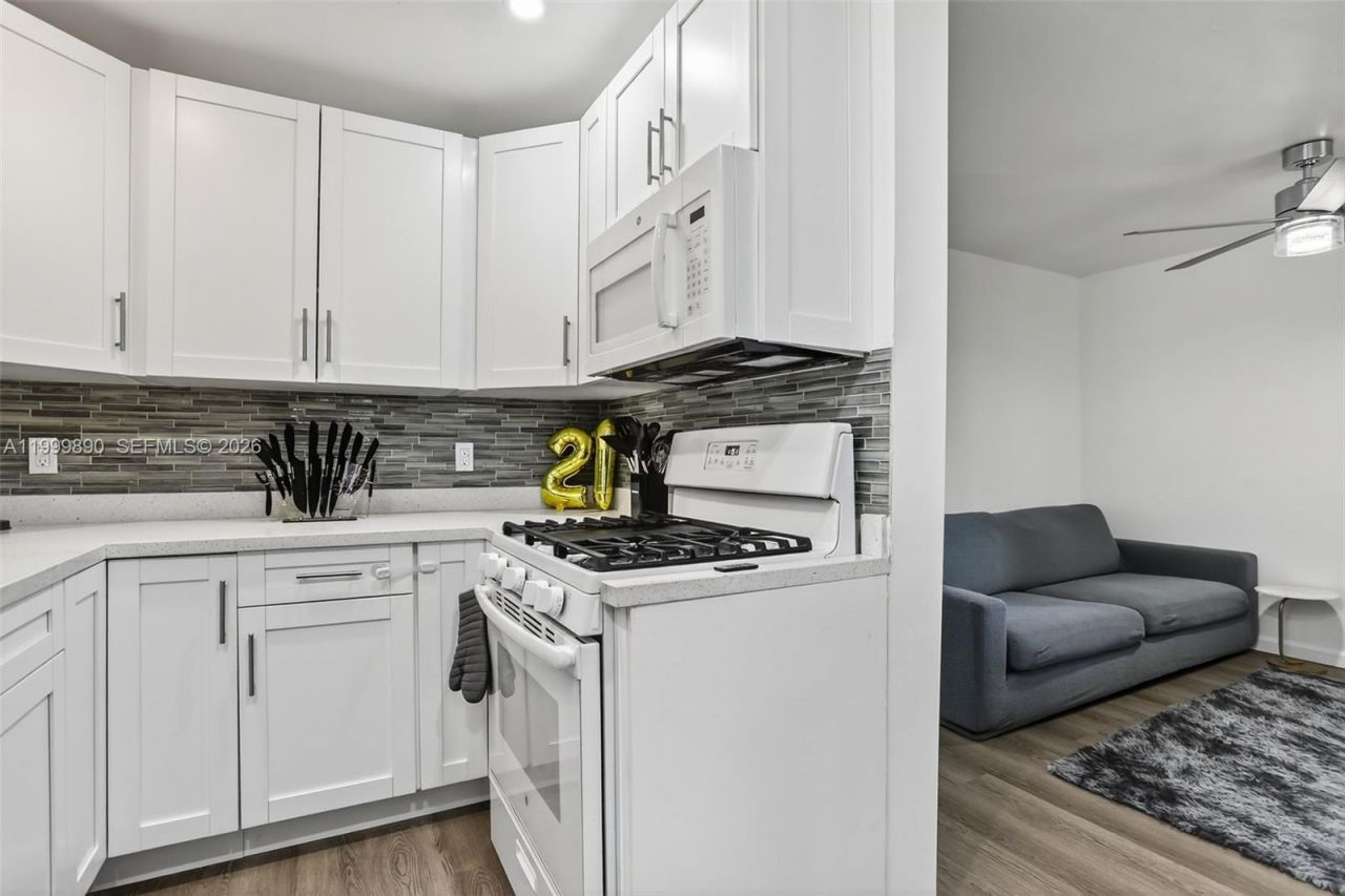 920 SW 30th St , Unit 2, Fort Lauderdale, FL 33315 Photo