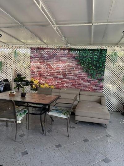 1394 W 30th St, Hialeah, FL 33012 Photo