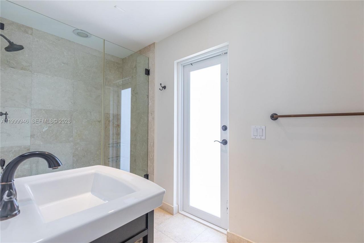 13303 SW 58th Ave, Unit 13303, Pinecrest, FL 33156 Photo