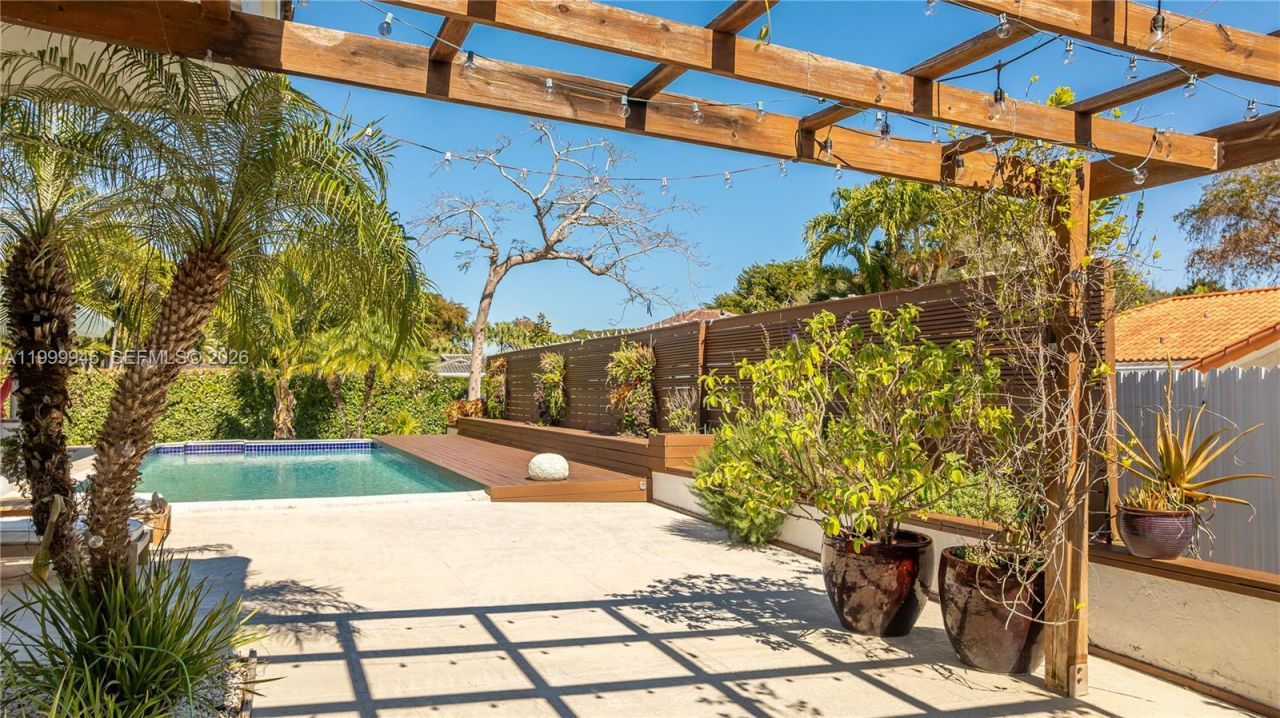 13303 SW 58th Ave, Unit 13303, Pinecrest, FL 33156 Photo