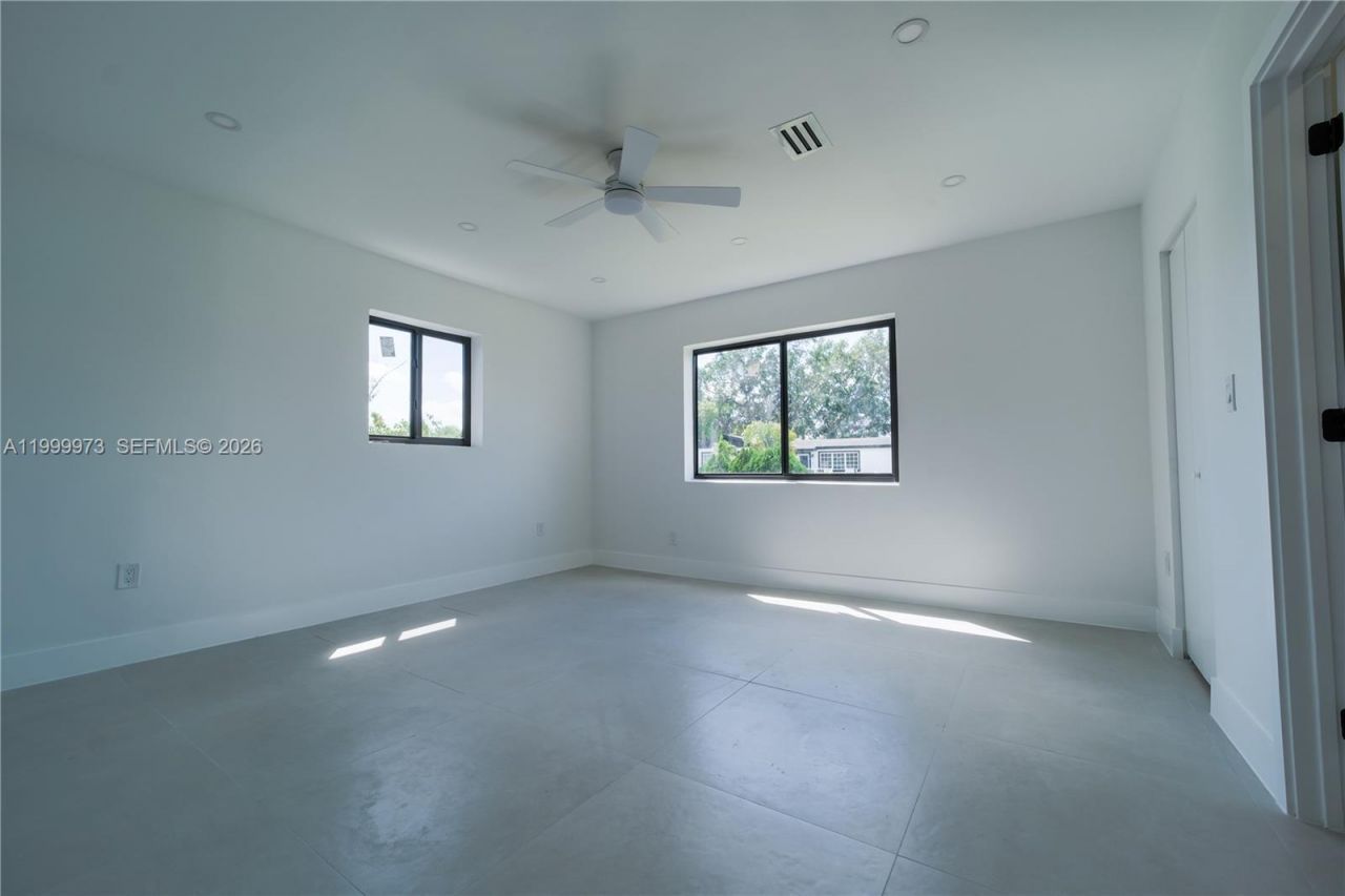 8341 SW 27th Ln, Miami, FL 33155 Photo