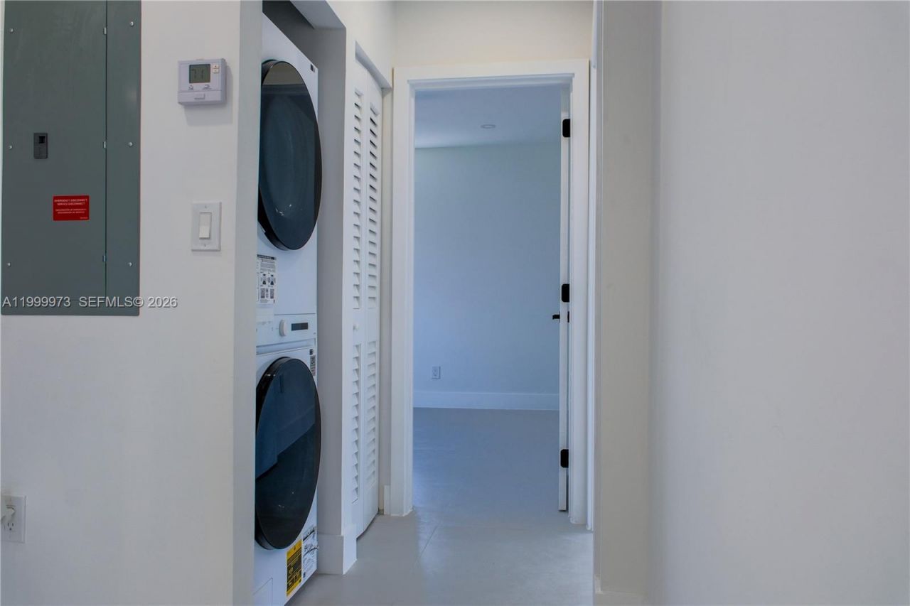 8341 SW 27th Ln, Miami, FL 33155 Photo