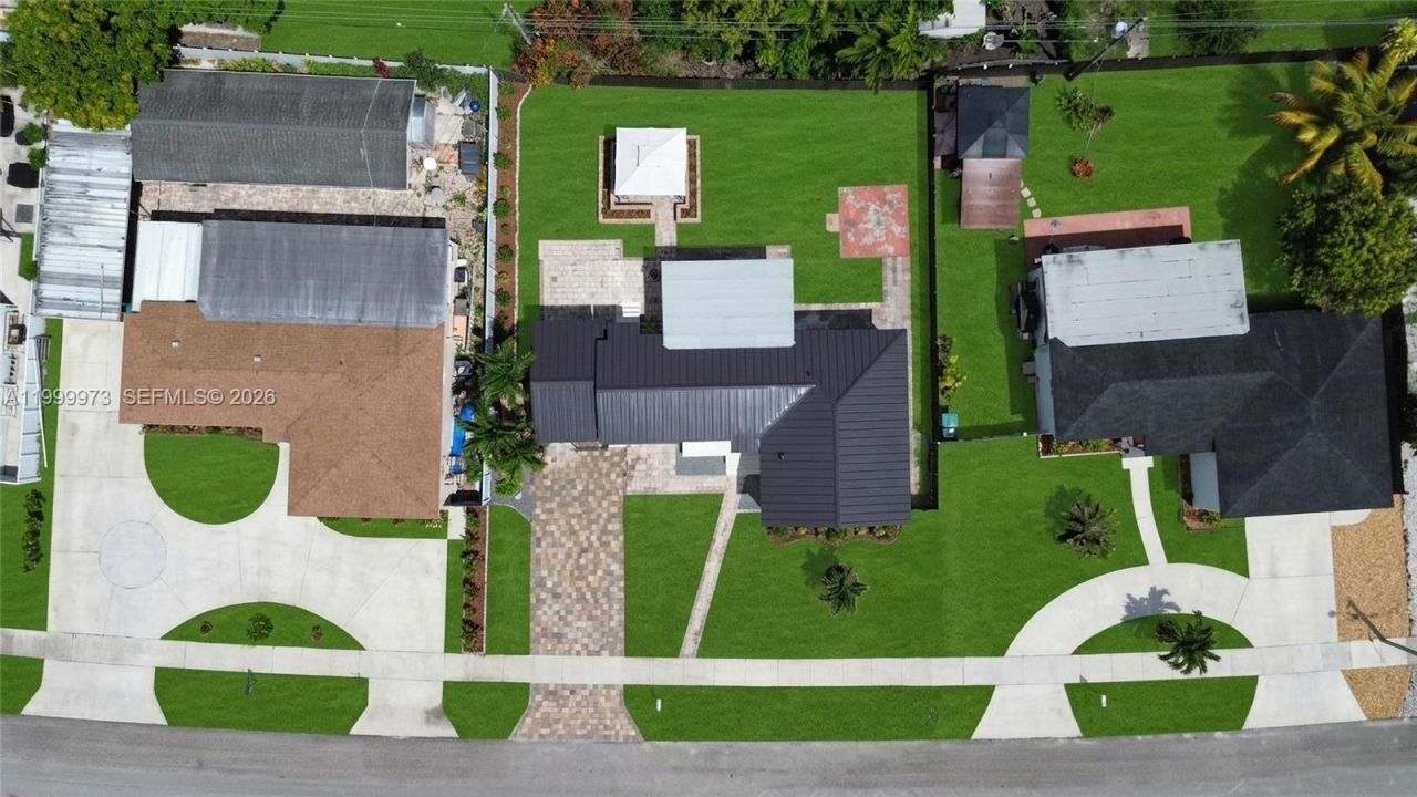 8341 SW 27th Ln, Miami, FL 33155 Photo