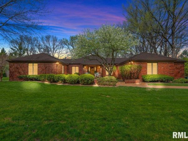 2223 CARDINAL Drive, Springfield, IL 62704