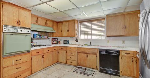 3845 Lynwood Way, Sacramento, CA 95864 Photo