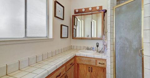 3845 Lynwood Way, Sacramento, CA 95864 Photo