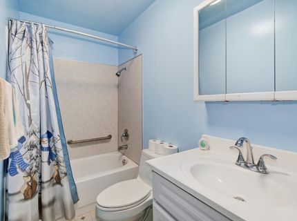 3845 Lynwood Way, Sacramento, CA 95864 Photo