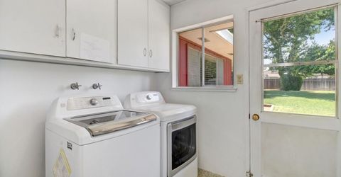 3845 Lynwood Way, Sacramento, CA 95864 Photo