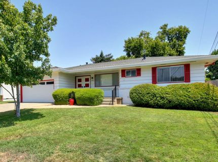 3845 Lynwood Way, Sacramento, CA 95864 Photo