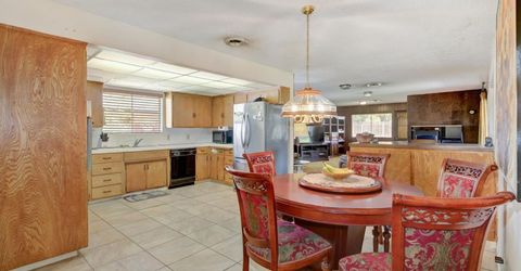 3845 Lynwood Way, Sacramento, CA 95864 Photo