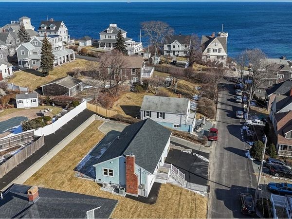 27 Standish Ave, Unit August, Hull, MA 02045