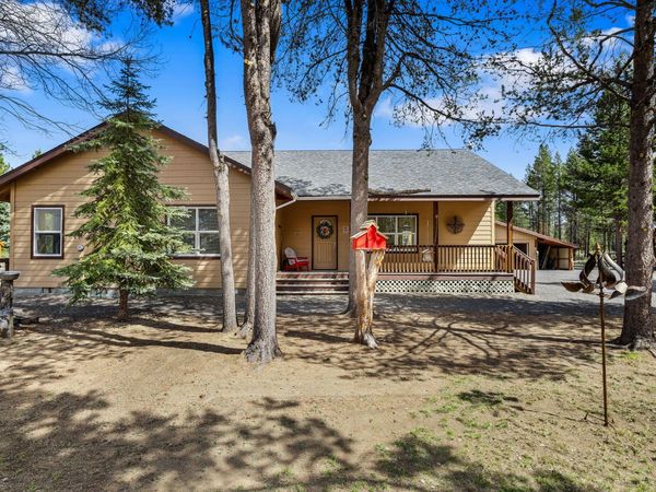 50940 S Huntington Road, La Pine, OR 97739