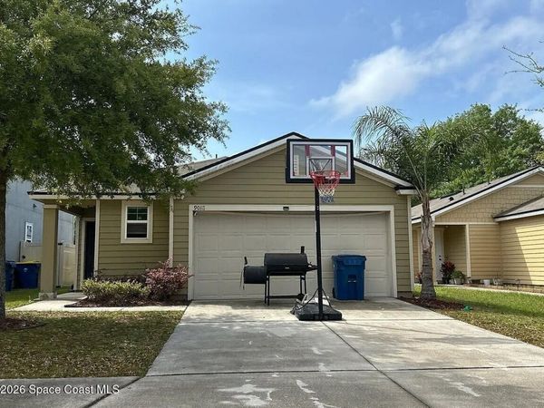 9018 Kipper Drive , Jacksonville, FL 32210