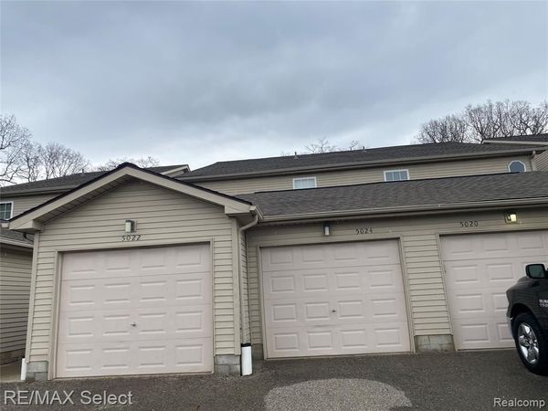 5024 Harbor Oak Drive, Waterford Twp, MI 48329