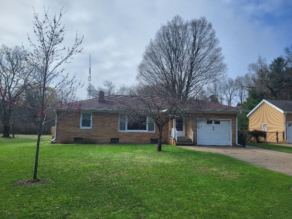 5867 Dowling Street, Montague, MI 49437 Main Photo