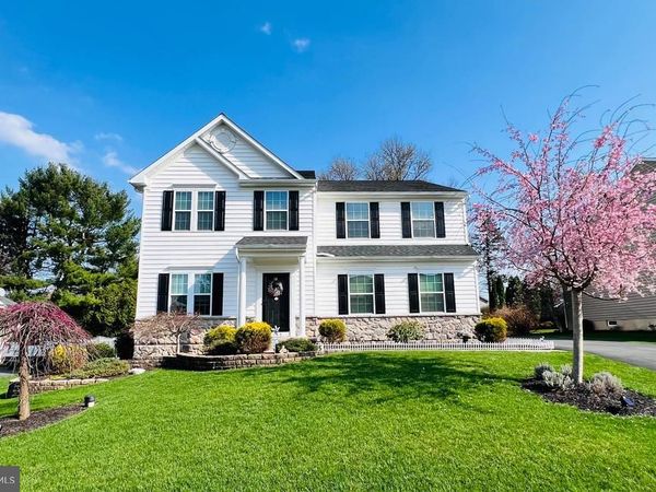 1668 E THISTLE DRIVE, READING, PA 19610