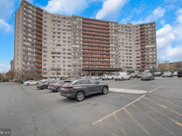 5340 HOLMES RUN PARKWAY , Unit 700, ALEXANDRIA, VA 22304
