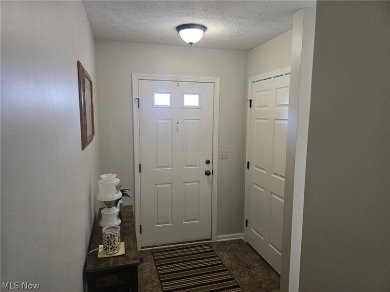 313 Breckenridge Oval, Elyria, OH 44035 Photo 3