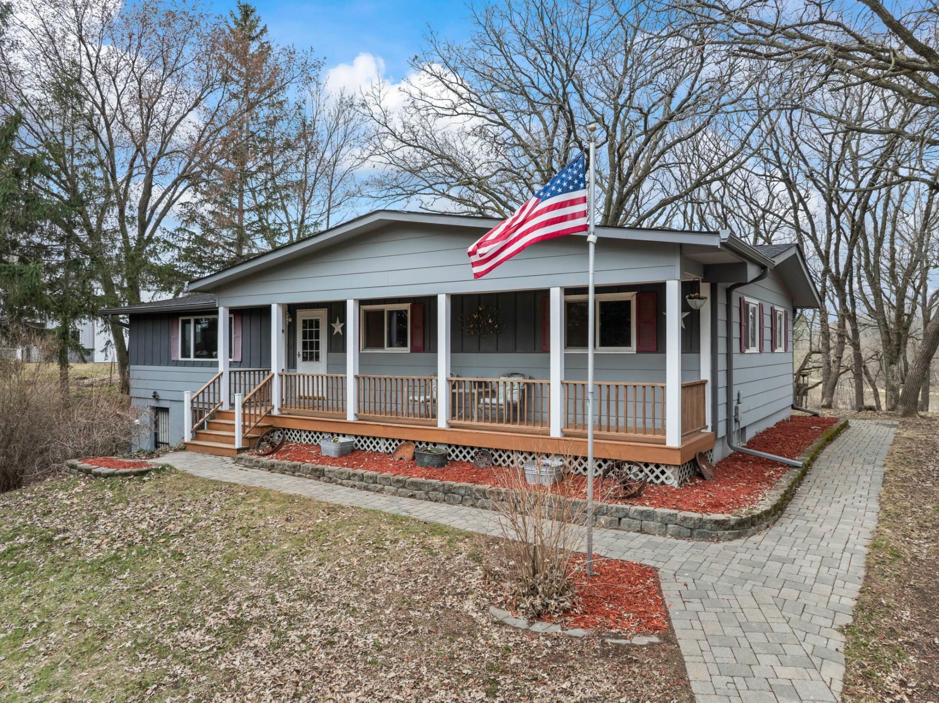 46729 170th Avenue, Zumbrota, MN 55992