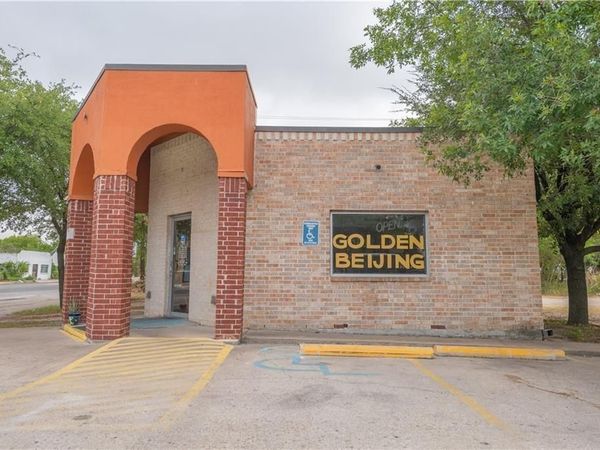 100 E Parsons ST, Manor, TX 78653