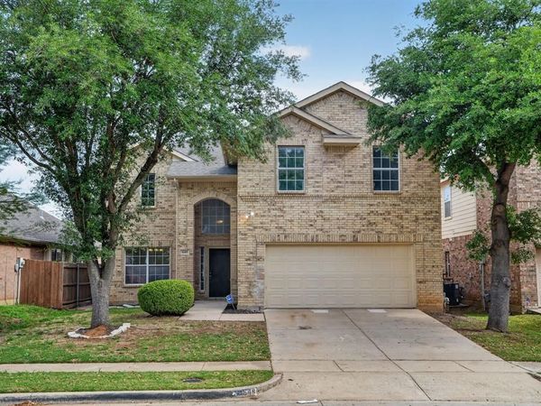 649 Nemitz Street, Crowley, TX 76036