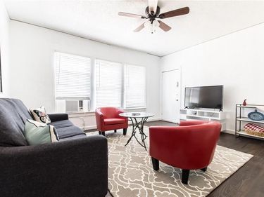 320 W Canty Street, Unit 4, Dallas, TX 75208