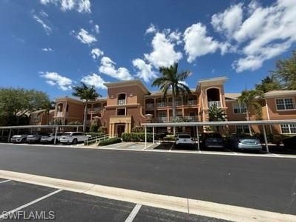 9621 Spanish Moss WAY, Unit 3824, BONITA SPRINGS, FL 34135