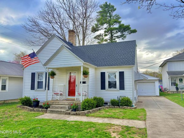 525 3rd Street, Findlay, OH 45840