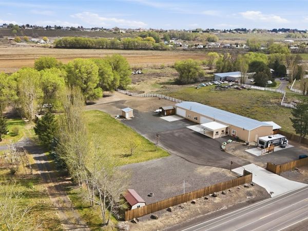 5601 Road K NE, Moses Lake, WA 98837
