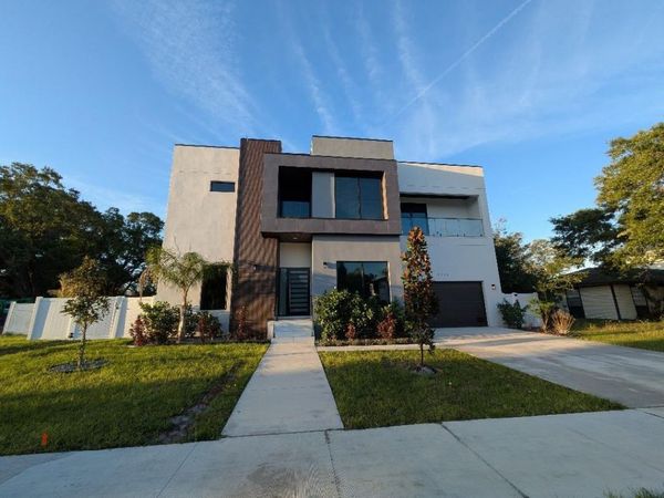 4426 W EUCLID AVENUE, TAMPA, FL 33629