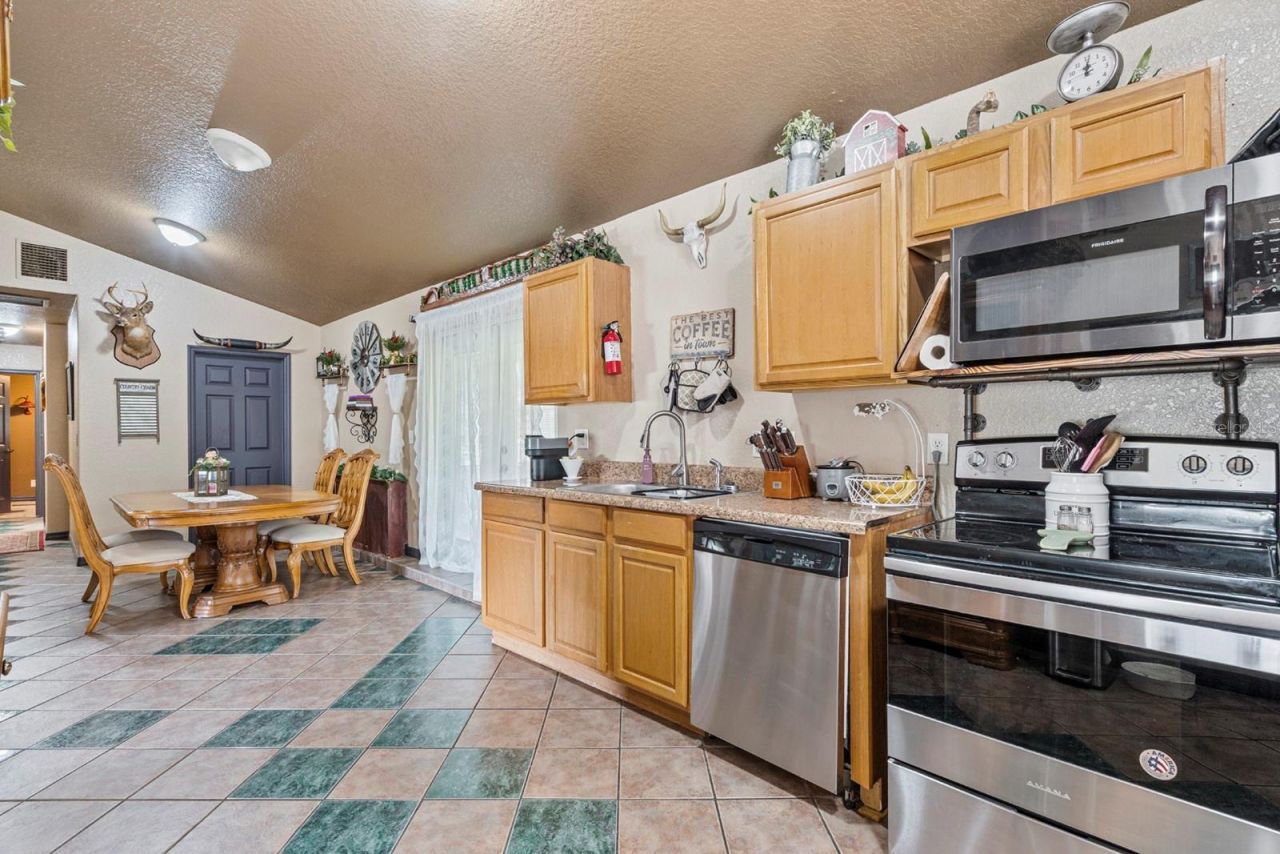 280 Campbell Ranch Run, Geneva, FL 32732 Photo