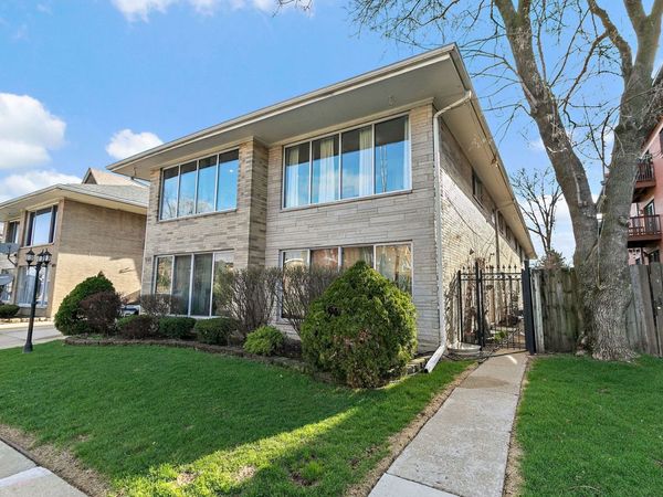 1111 N Harlem Avenue , Unit 2A, Oak Park, IL 60302